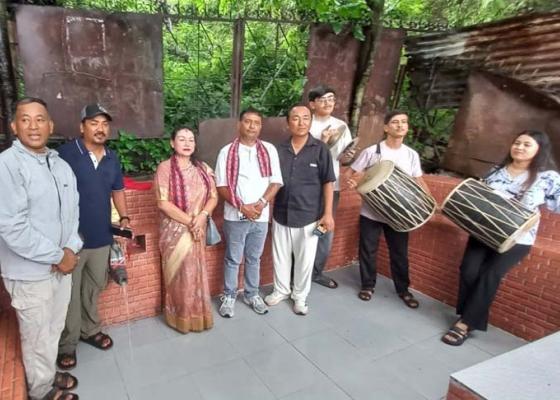 धरानको ऐतिहासिक ‘गौरी कुवा’ मा ढुङ्गे धारा र पानी ट्याङ्की निर्माण धरानको ऐतिहासिक ‘गौरी कुवा’ मा ढुङ्गे धारा र पानी ट्याङ्की निर्माण