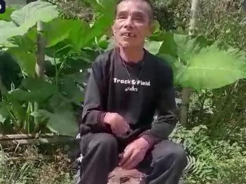 अपाङ्ग यज्ञको जीविकोपार्जनमा सहयोग जुटाउँदै कागते समूह